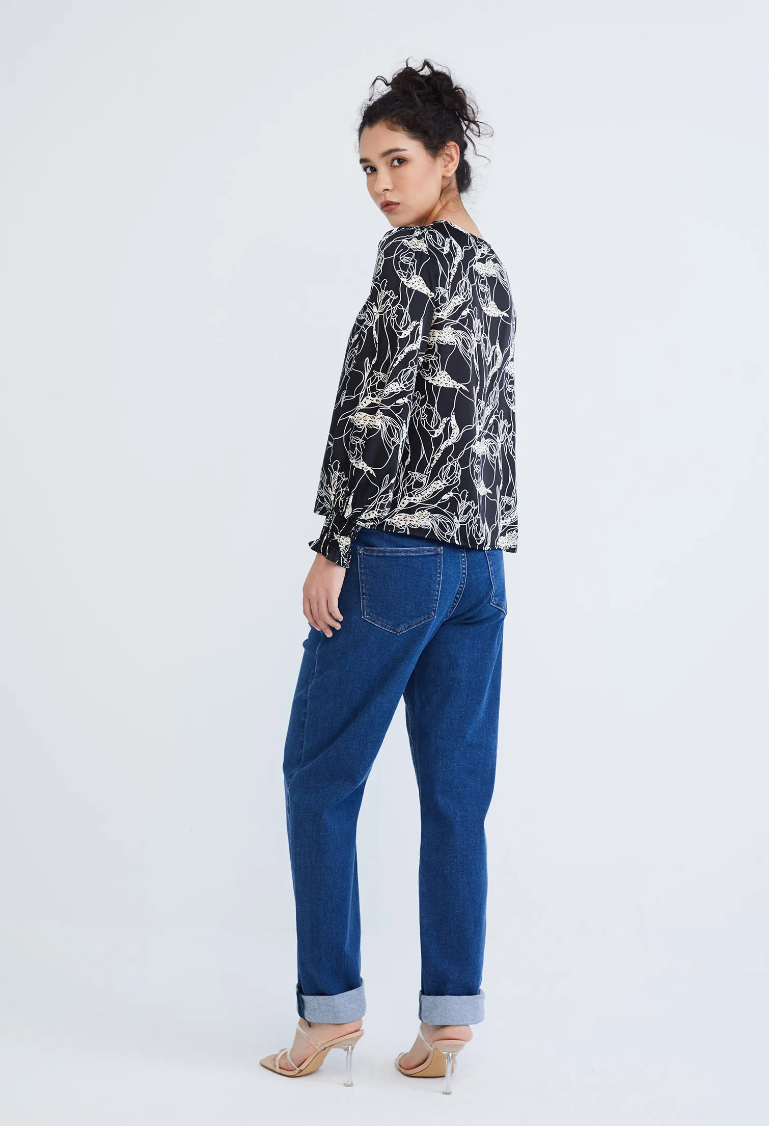 Abstract Allover Flora Round Neck Blouse