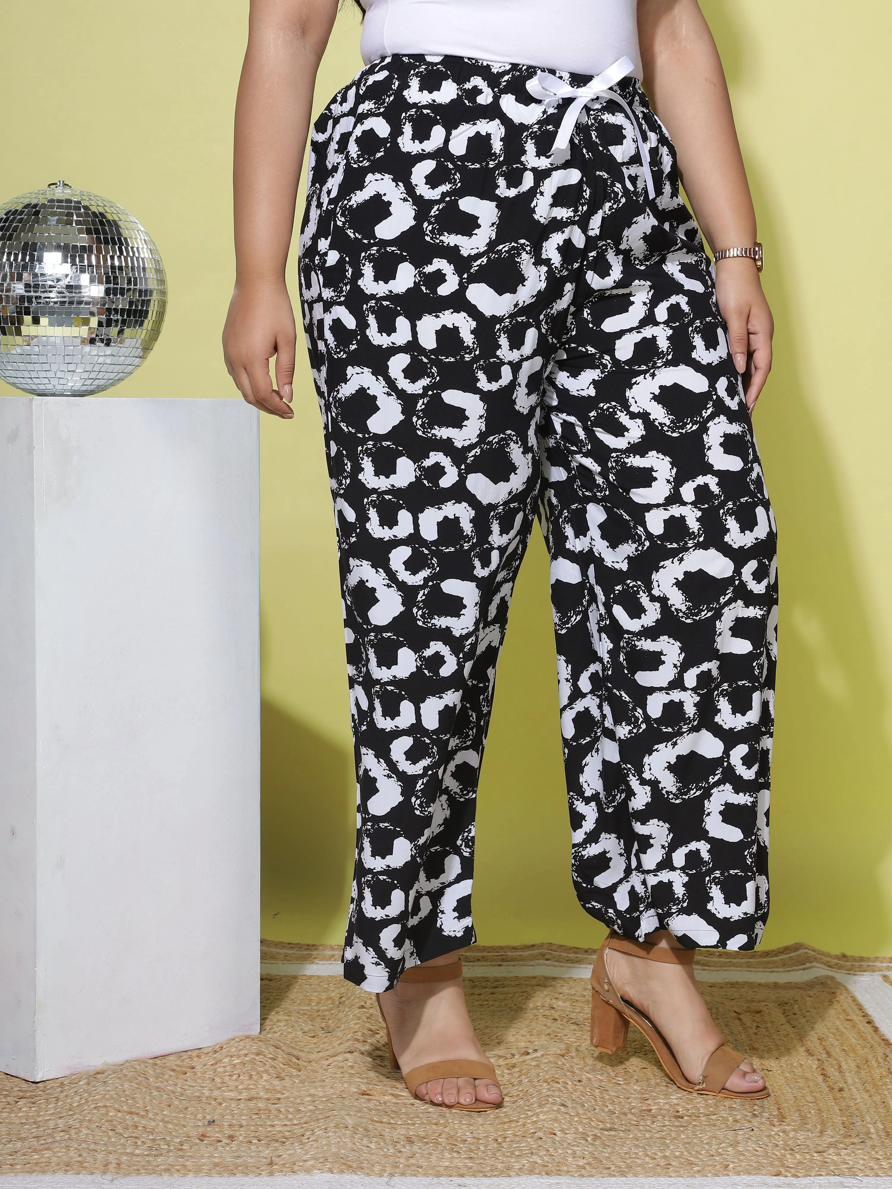 Rayon Plus Size Palazzo Pants Black & White