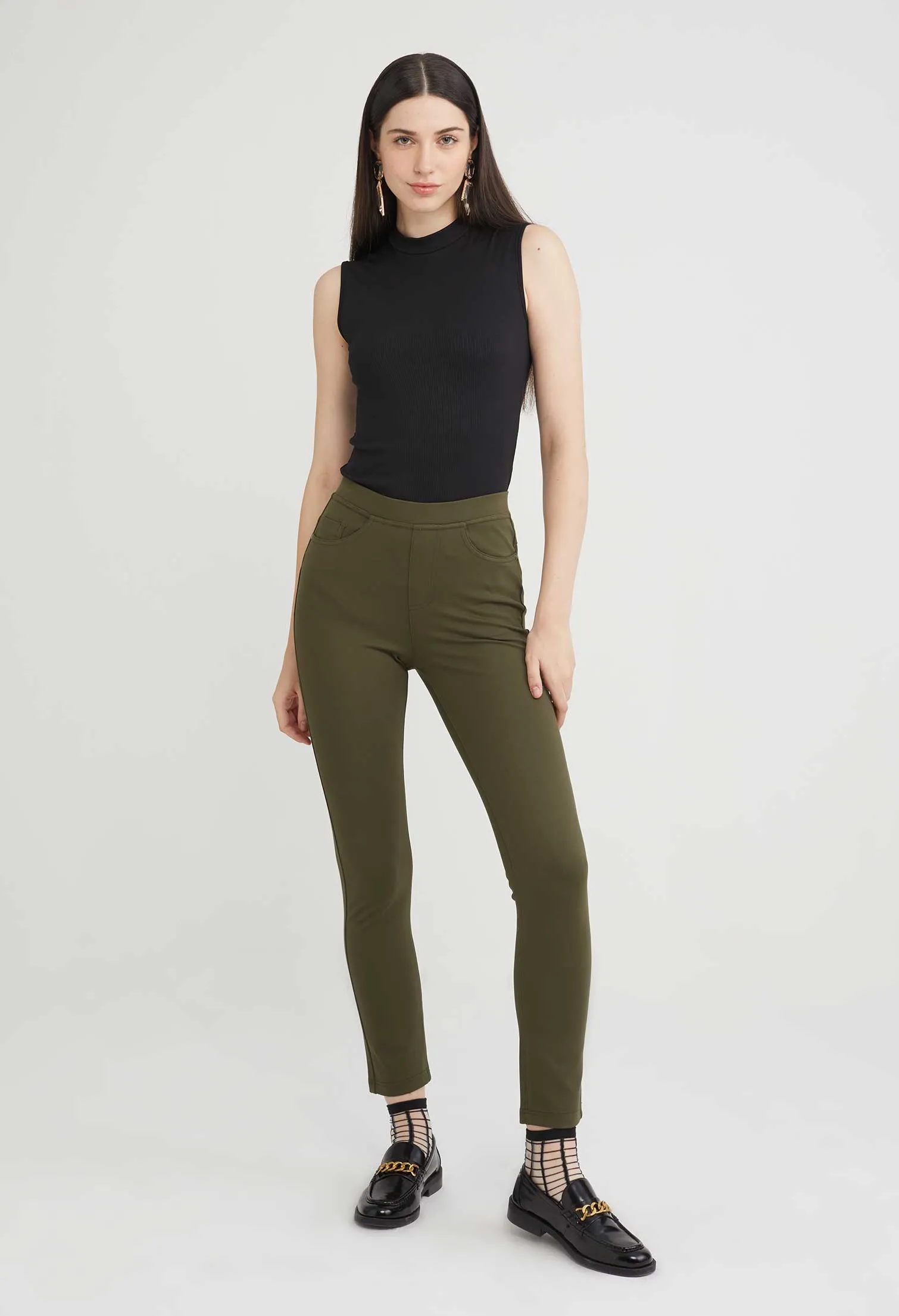 Tapered Elastic Trousers