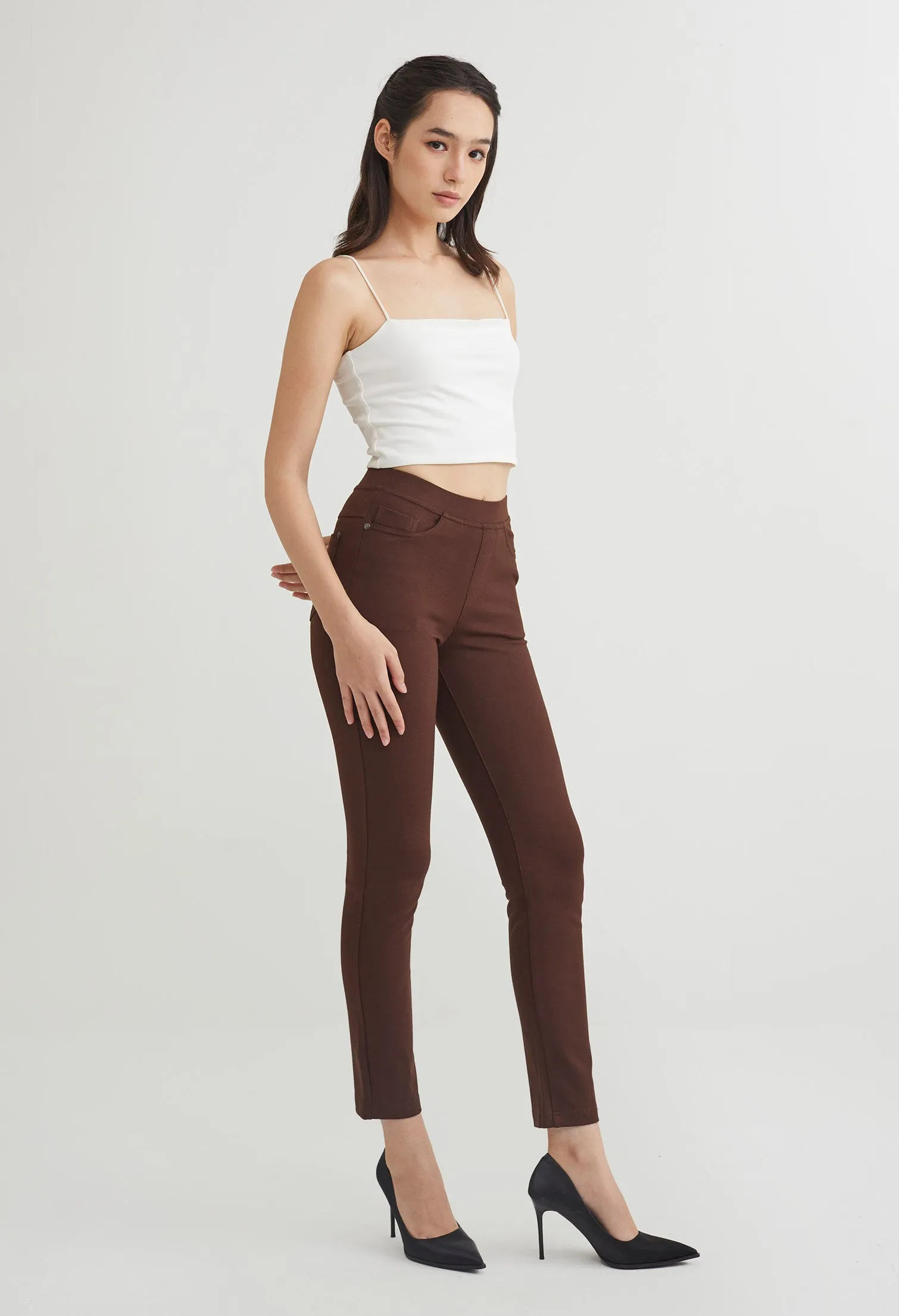 Tapered Elastic Trousers